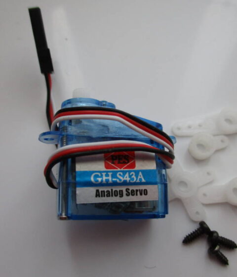 Servo 4.3 gram nylon gears