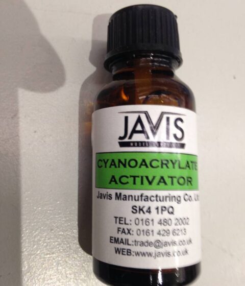 Cyanoacrylate actavator