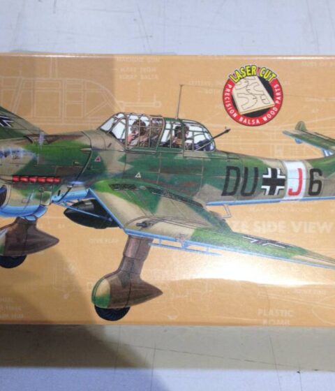 Free Flight balsa kit to build Guillow's Junkers  JU 87-B   Stuka
