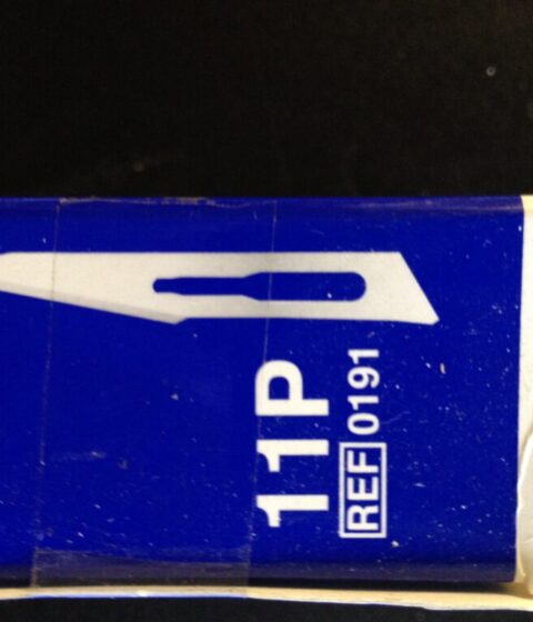 BOX 100  number 11P Swan Morton blades