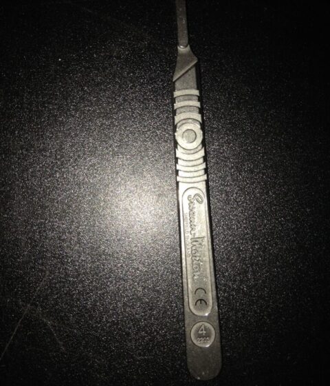 Metal Scalpel handle    Small